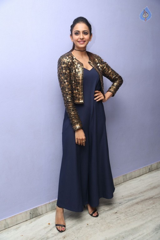 Rakul Preet Singh New Gallery - 29 / 48 photos