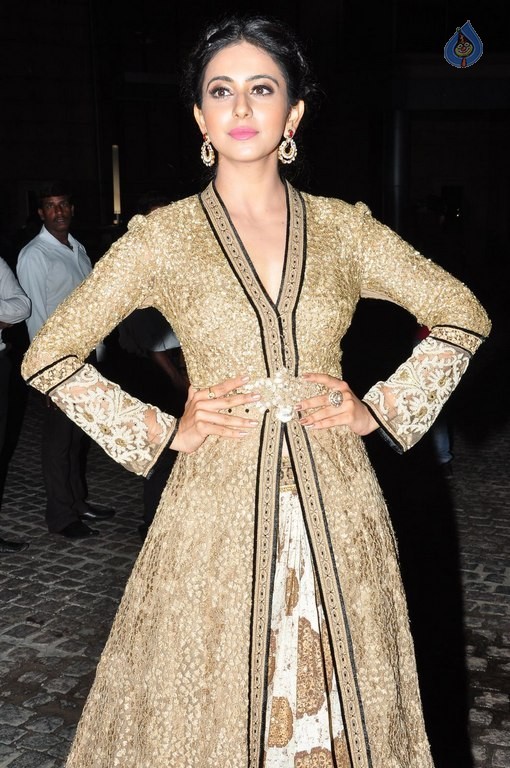 Rakul Preet Singh New Photos - 13 / 38 photos