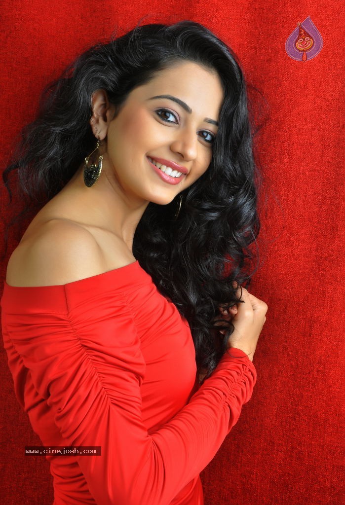 Rakul Preet Singh New Photos - Photo 24 of 35 Rakul Preet Singh New Photos - Photo 24 of 35