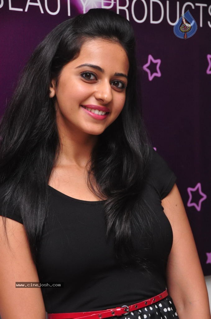 Rakul Preet Singh New Photos - 1 / 80 photos