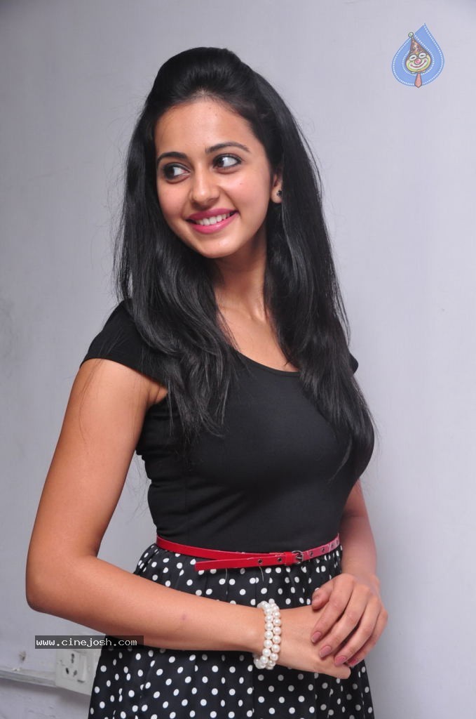 Rakul Preet Singh New Photos - 4 / 80 photos