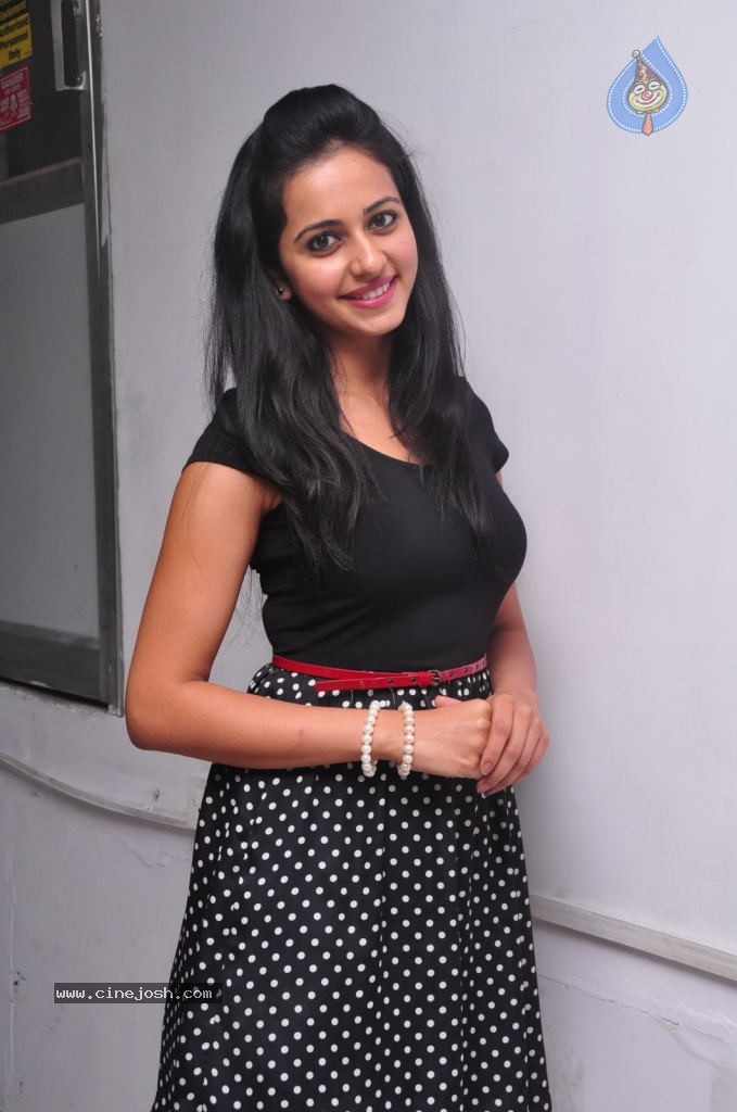 Rakul Preet Singh New Photos - 14 / 80 photos