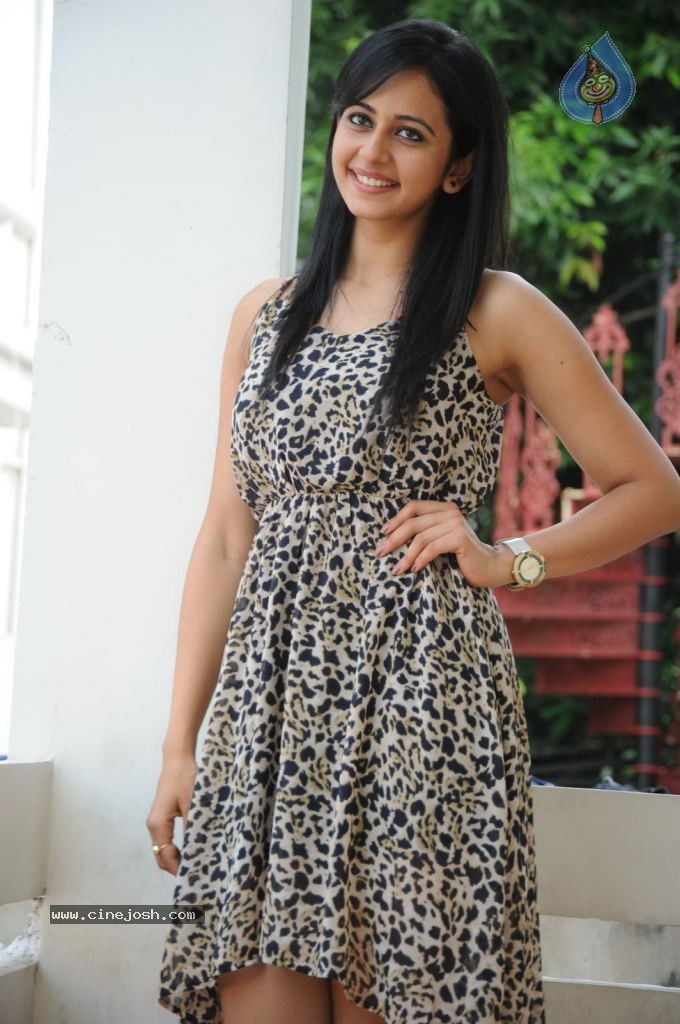 Rakul Preet Singh New Photos - 40 / 122 photos