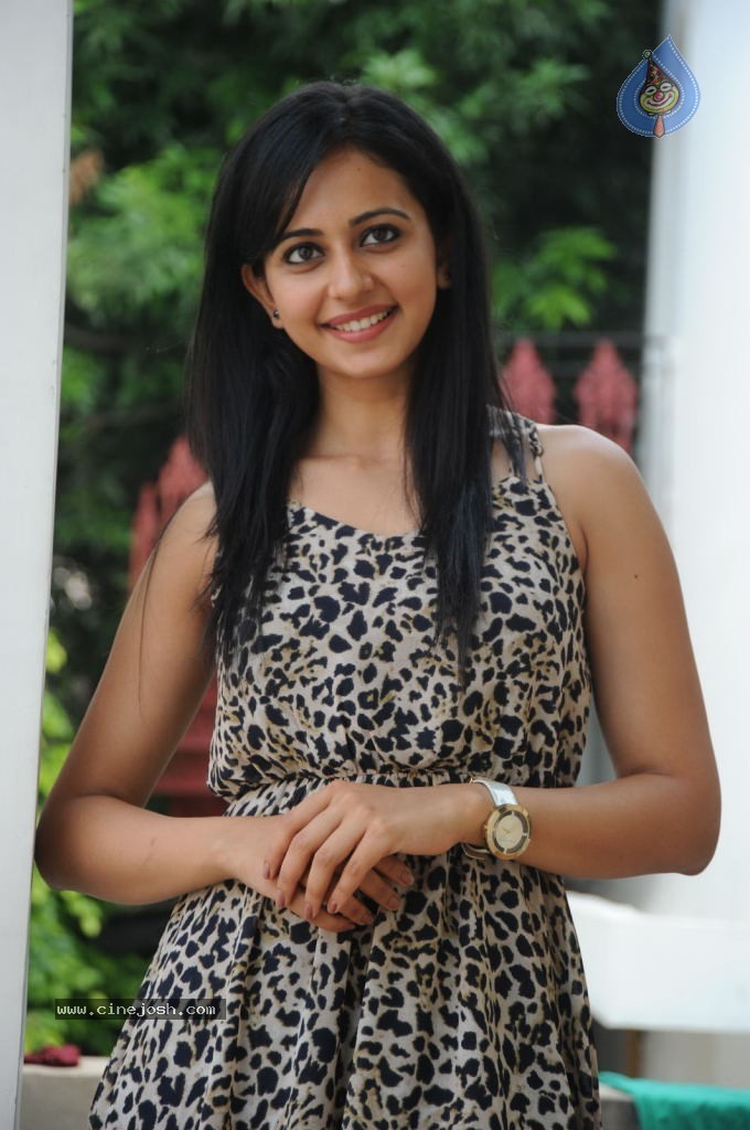 Rakul Preet Singh New Photos - 78 / 122 photos