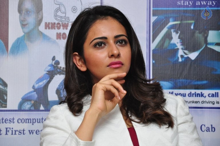 Rakul Preet Singh New Pics - 1 / 29 photos