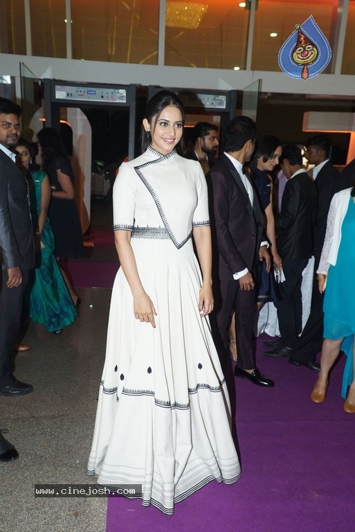 Rakul Preet Singh Photos - 9 / 21 photos
