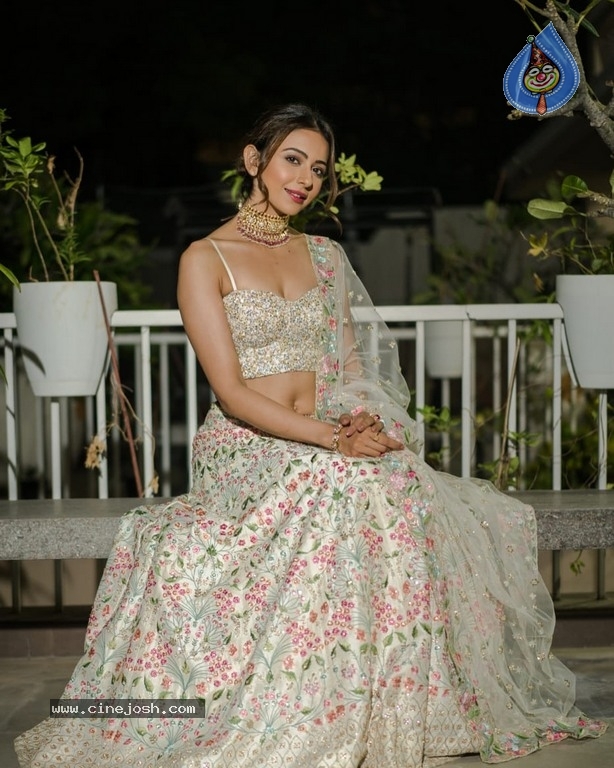Rakul Preet Singh Photos - 2 / 5 photos