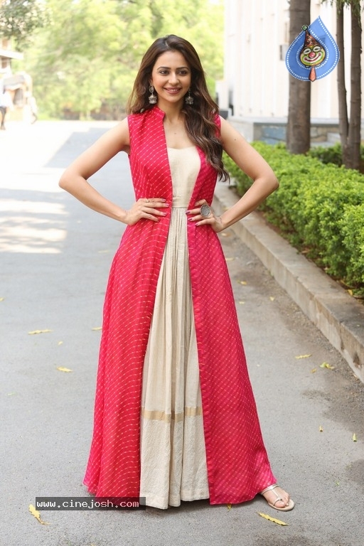 Rakul Preet Singh Photos - 10 / 21 photos