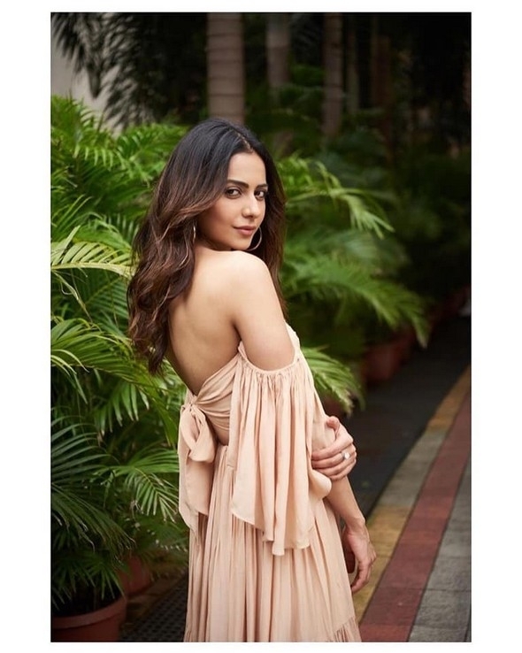 Rakul Preet  Singh Photos - 1 / 4 photos