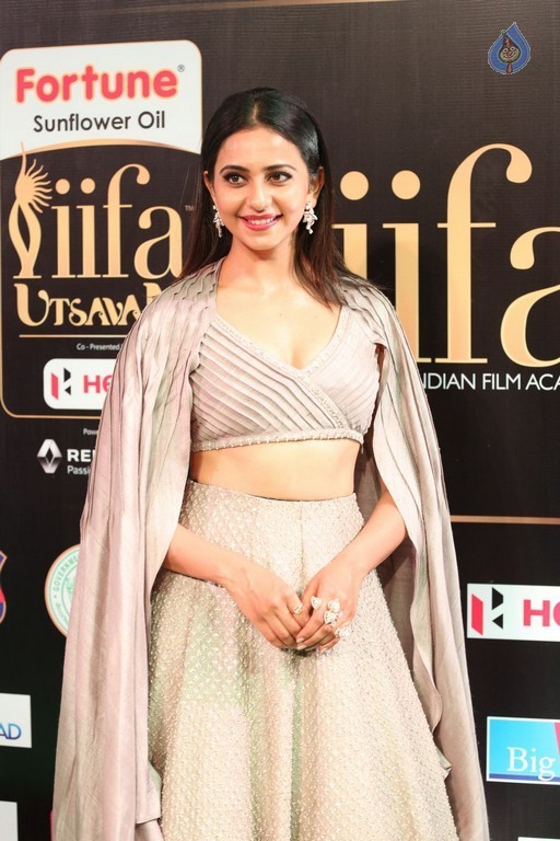 Rakul Preet Singh Photos - 14 / 42 photos