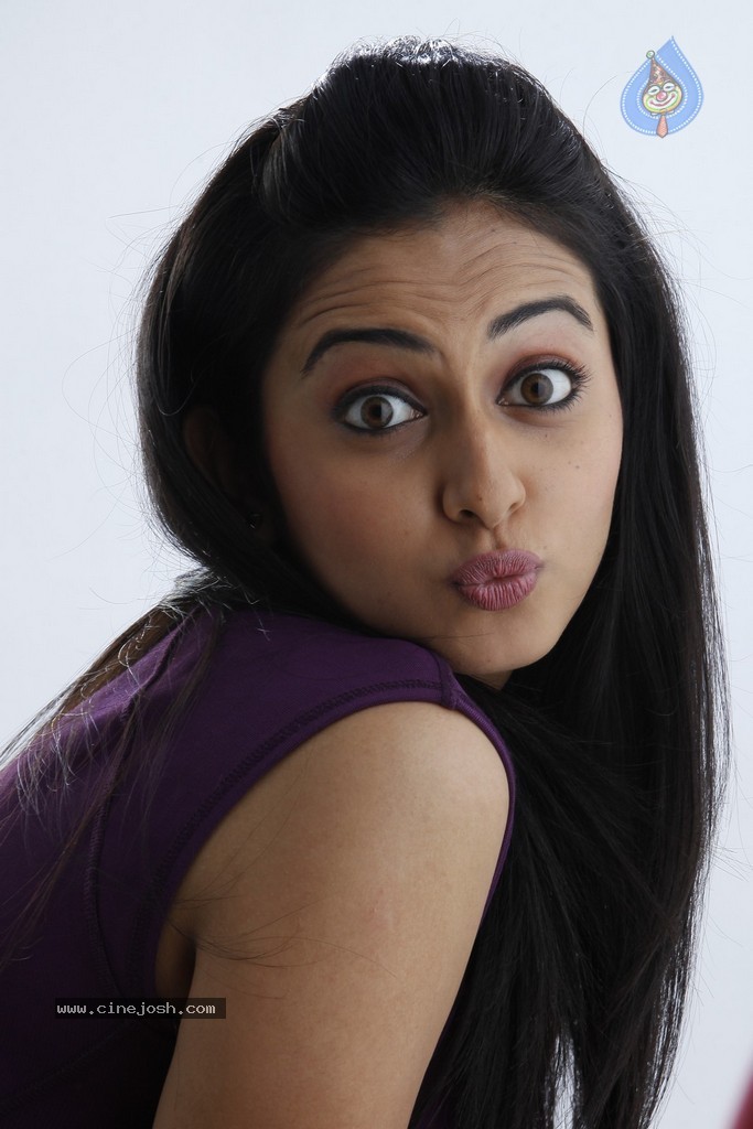 Rakul Preet Singh Pics - 55 / 65 photos