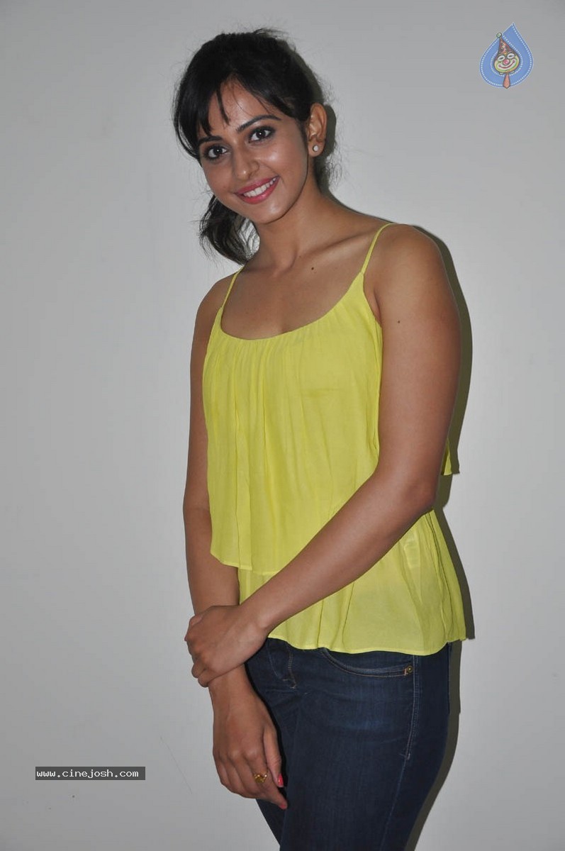 Rakul Preet Singh Press Meet - 13 / 43 photos