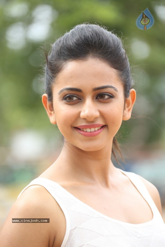 Rakul Preeth Singh Gallery - 13 / 133 photos