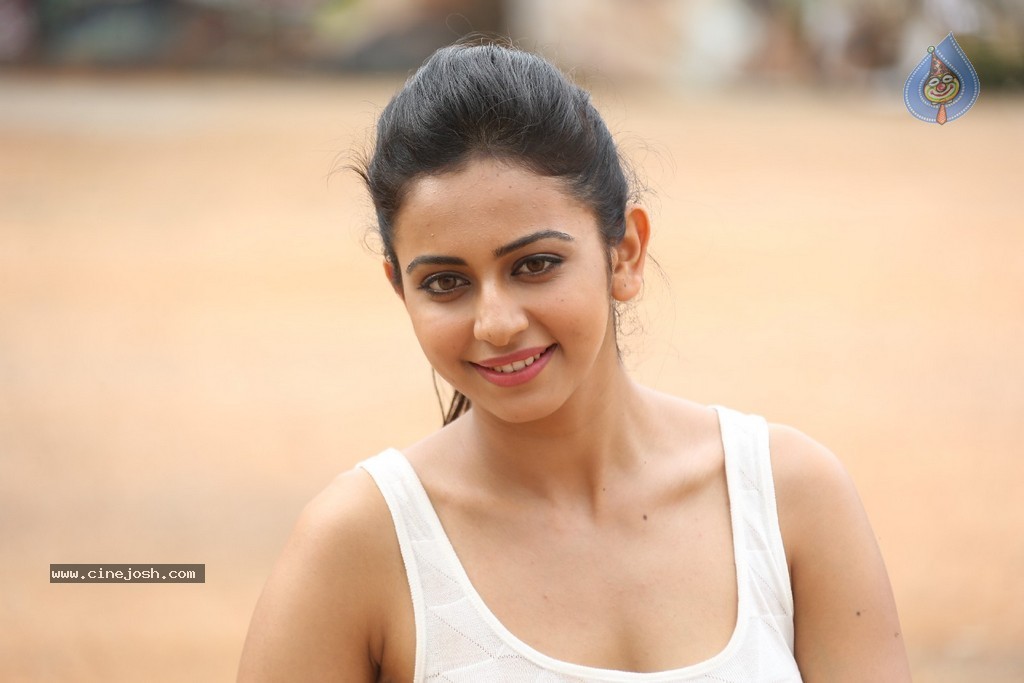 Rakul Preeth Singh Gallery - 61 / 133 photos