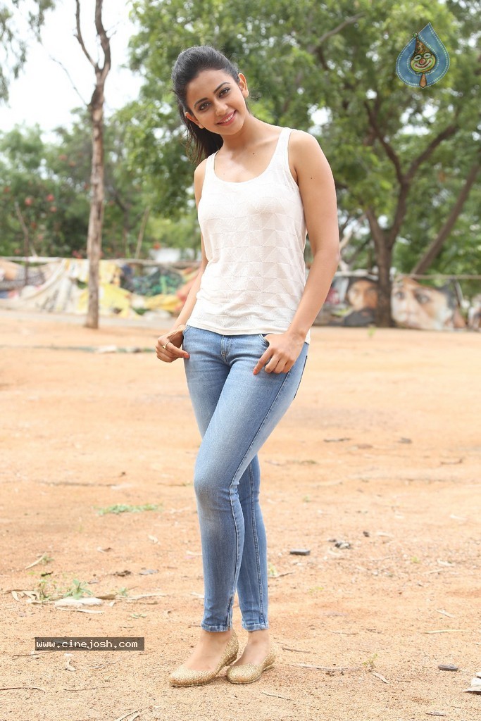 Rakul Preeth Singh Gallery - 114 / 133 photos