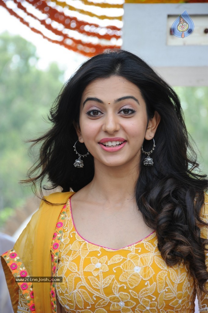 Rakul Preeth Singh Latest Photos - 10 / 66 photos