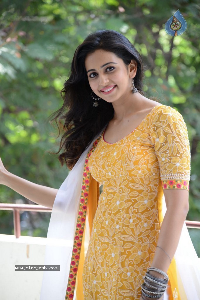 Rakul Preeth Singh Latest Photos - 21 / 66 photos