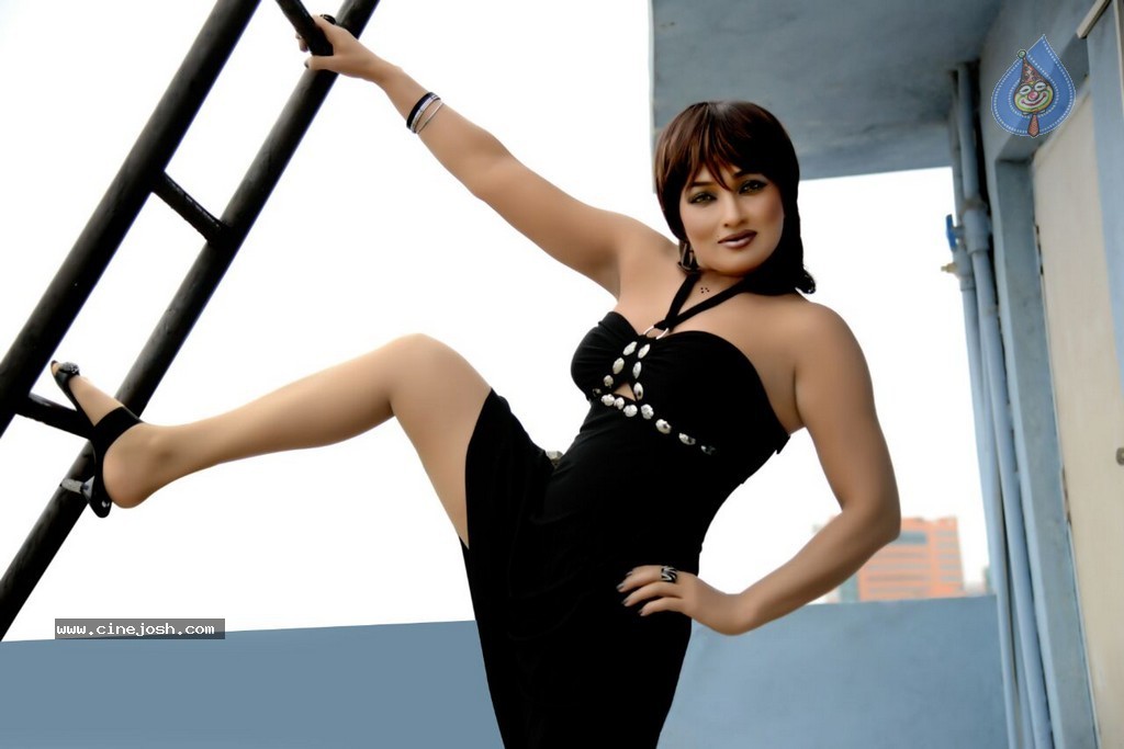 Ramaya Sri Latest Stills - 17 / 31 photos