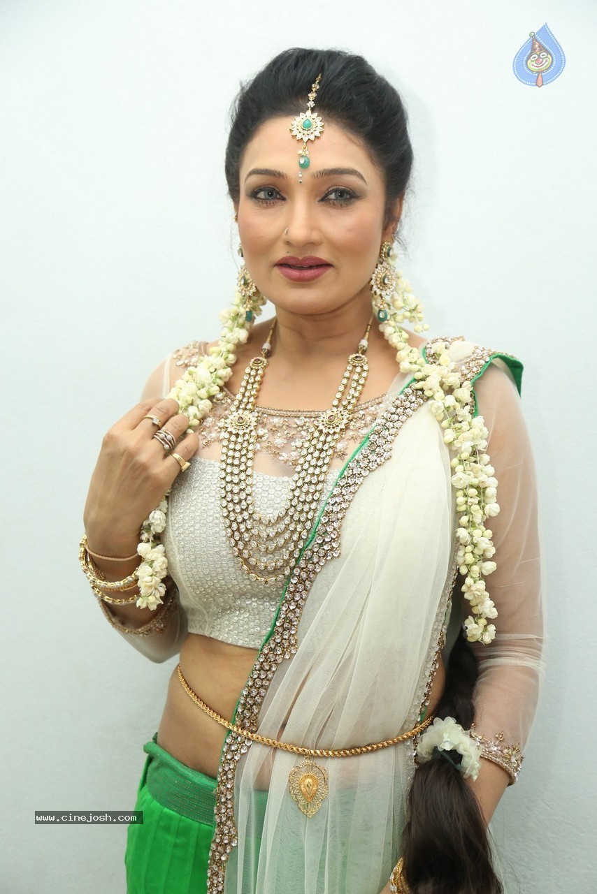 Ramya Sri Latest Photos - 16 / 45 photos