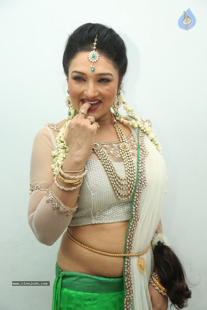 Ramya Sri Latest Photos - 33 / 45 photos
