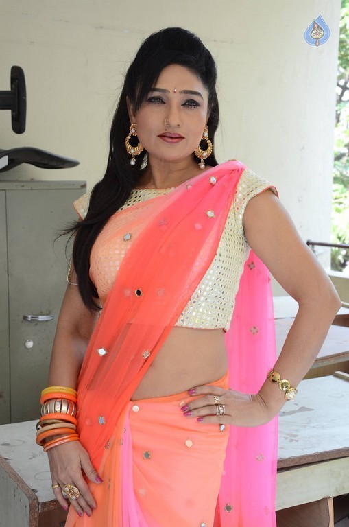Ramya Sri New Gallery - 9 / 62 photos