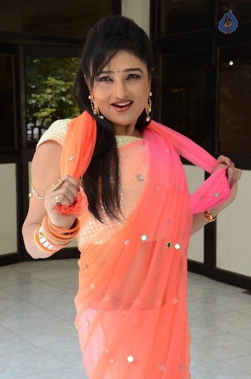 Ramya Sri New Gallery - 17 / 62 photos