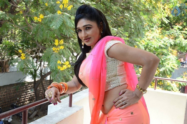 Ramya Sri New Gallery - 25 / 62 photos