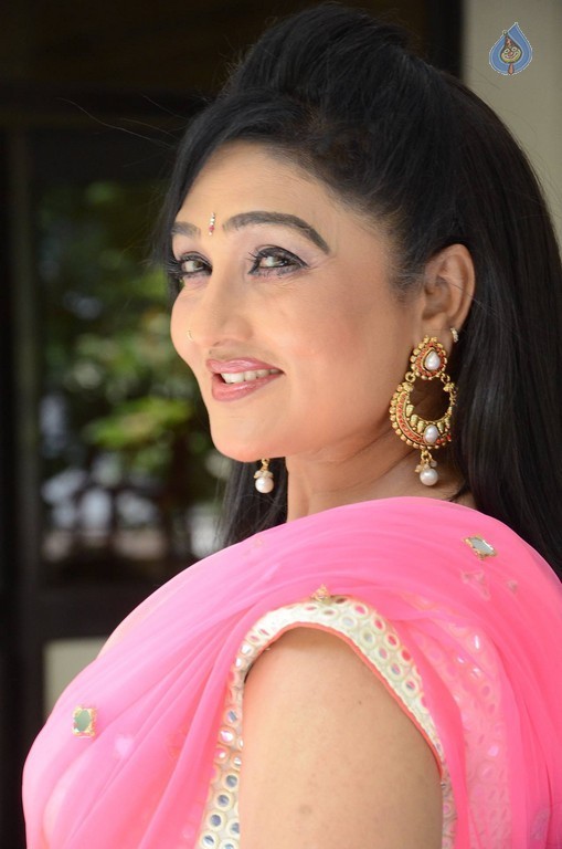 Ramya Sri New Gallery - 29 / 62 photos