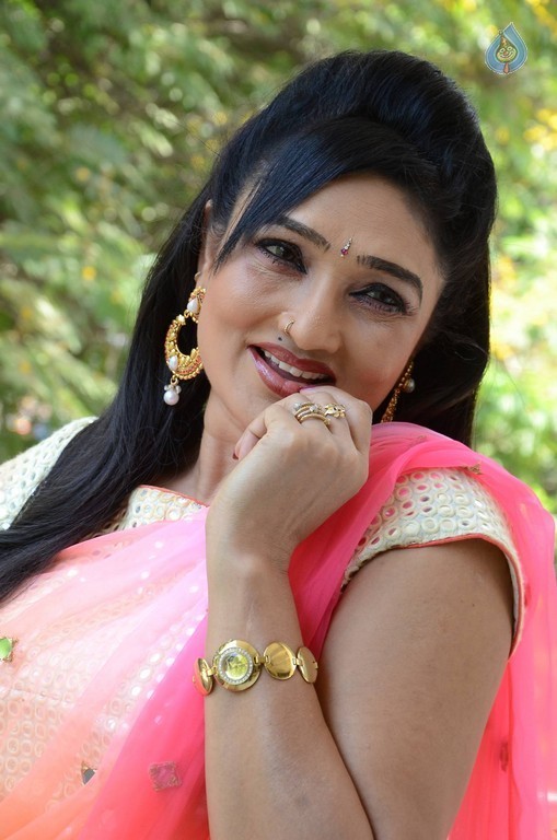 Ramya Sri New Gallery - 32 / 62 photos