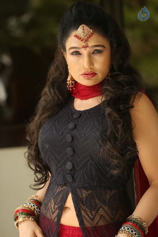 Ramya Sri New Images - 6 / 57 photos