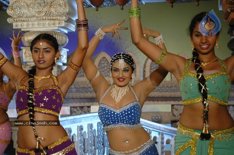 Ramya Sri Spicy Photo Gallery - 34 / 50 photos