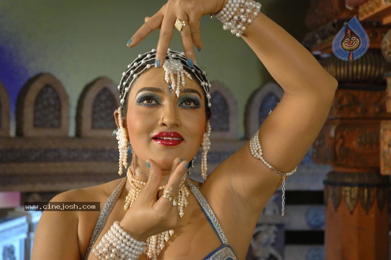 Ramya Sri Spicy Photo Gallery - 41 / 50 photos