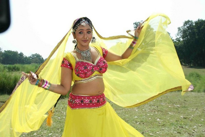 Rani Chatterjee Stills - 5 / 16 photos