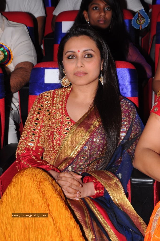 Rani Mukherjee New Gallery - 31 / 38 photos