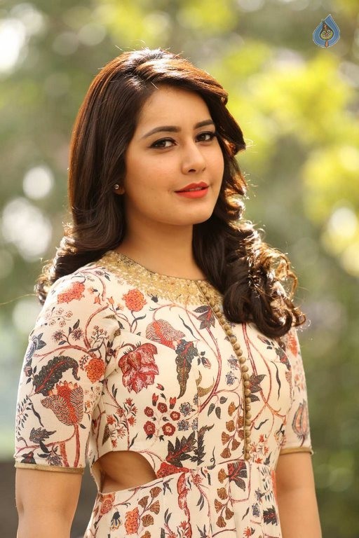 Rashi Khanna Latest Photos - 53 / 54 photos
