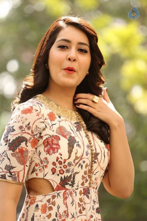 Rashi Khanna Latest Photos - 54 / 54 photos