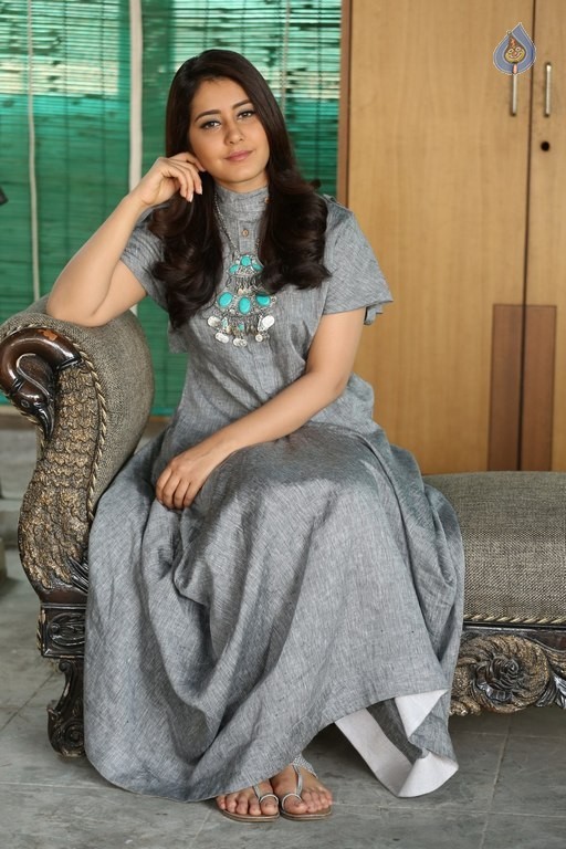 Rashi Khanna Latest Pics - 17 / 42 photos