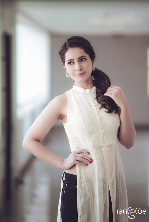 Rashi Khanna Latest Pics - 2 / 6 photos