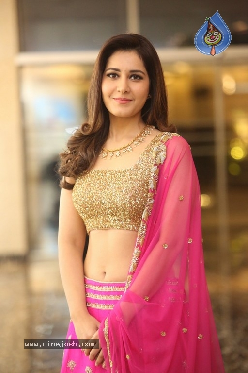 Rashi Khanna Latest Stills - 9 / 16 photos