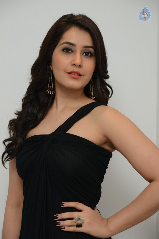 Rashi Khanna New Photos - 49 / 49 photos