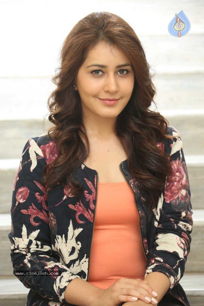 Rashi Khanna New Stills - 45 / 145 photos