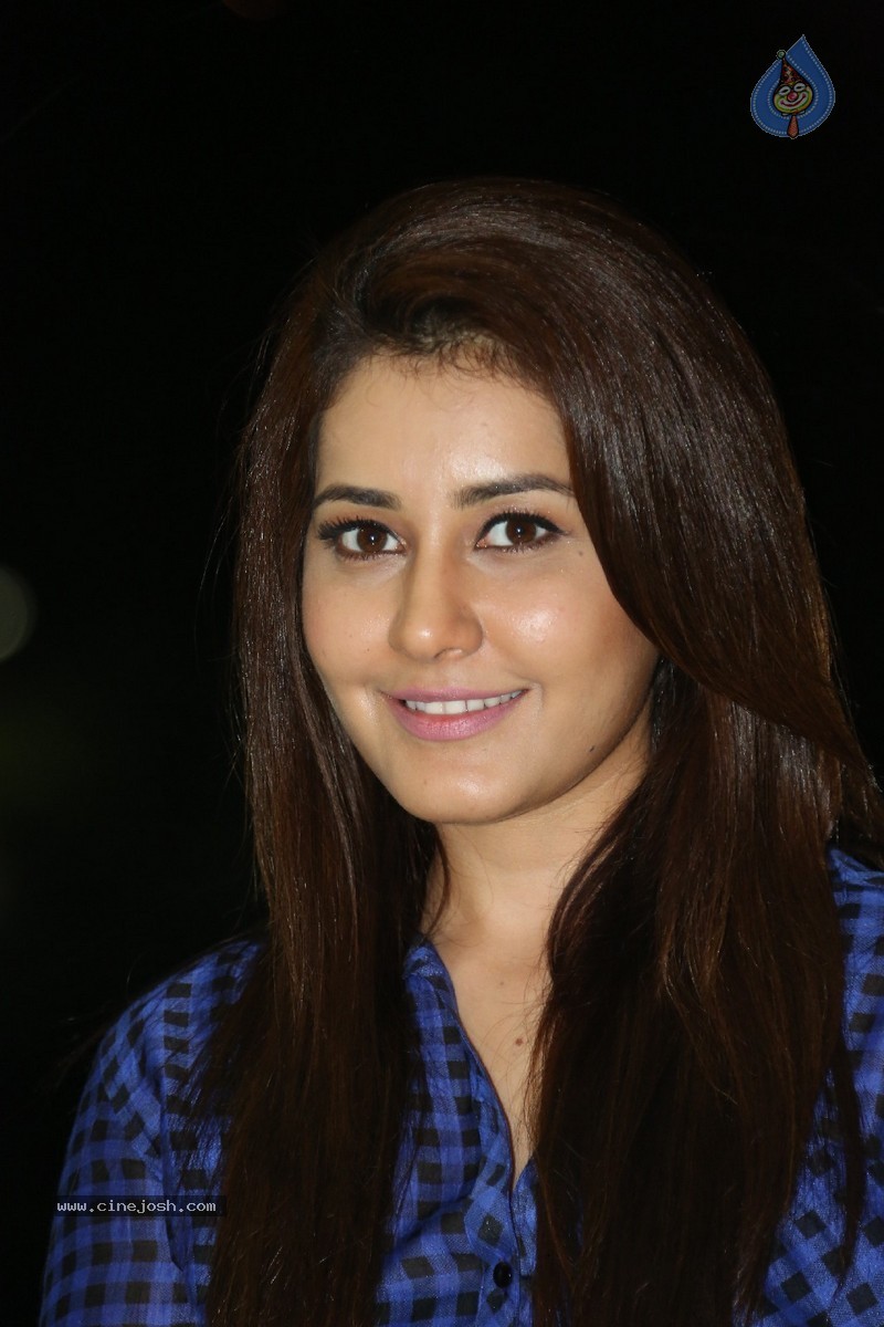 Rashi Khanna New Stills - 91 / 130 photos