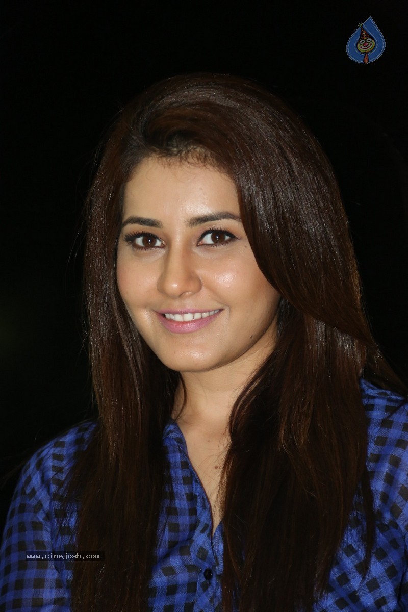 Rashi Khanna New Stills - 130 / 130 photos