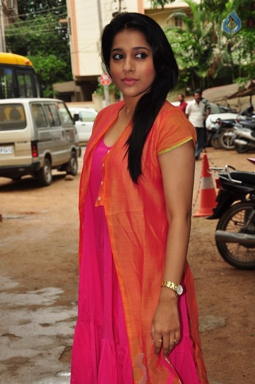 Rashmi Gautam Latest Pics - 2 / 42 photos