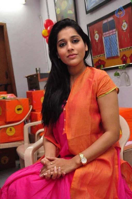 Rashmi Gautam Latest Pics - 5 / 42 photos