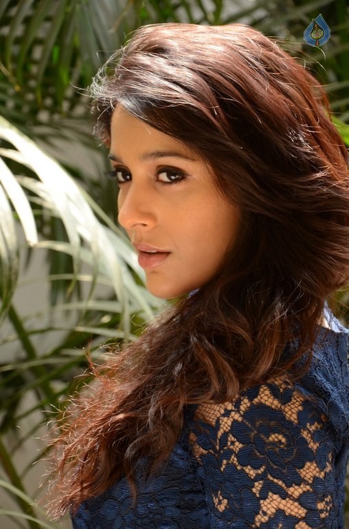 Rashmi Gautam New Photos - 18 / 42 photos