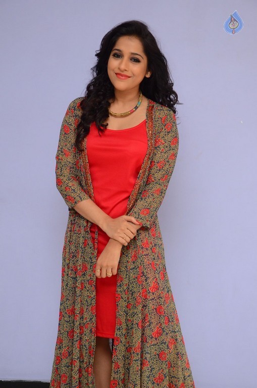 Rashmi Gautam New Stills - 31 / 39 photos