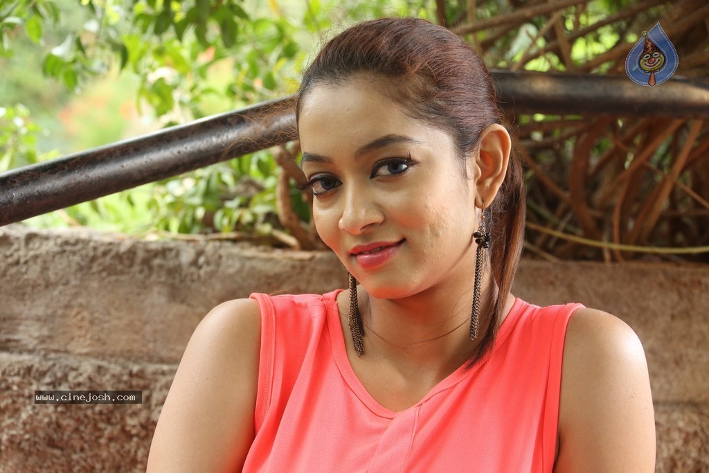 Rashmi Takoor Stills - 65 / 120 photos