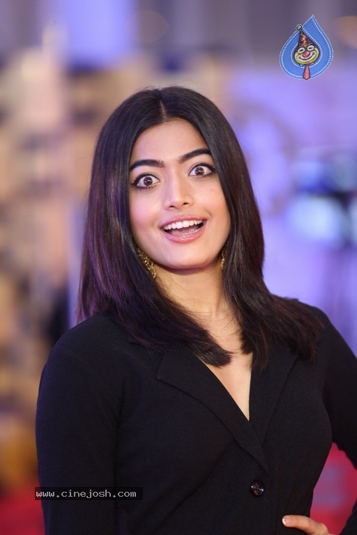 Rashmika at Gaana Mirchi Music Awards South 2018 - 11 / 21 photos