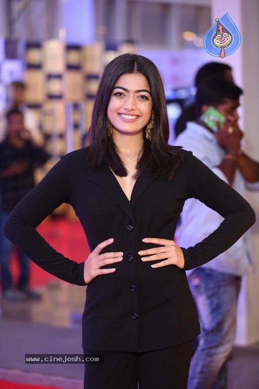 Rashmika at Gaana Mirchi Music Awards South 2018 - 21 / 21 photos